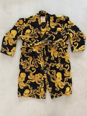 OAS Black and Yellow Octopus Print Mens Robe